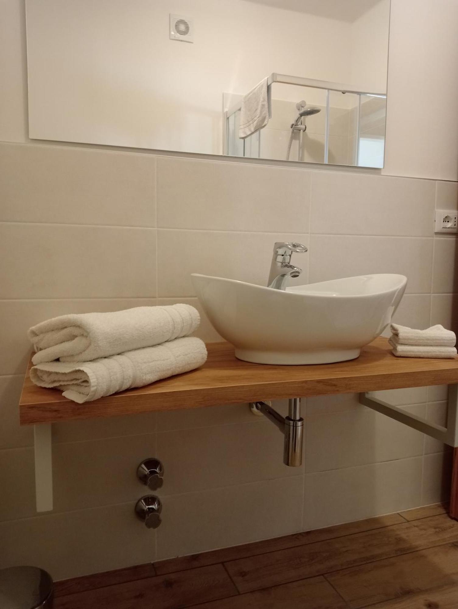 Bed And Breakfast Anna Isera Exterior foto